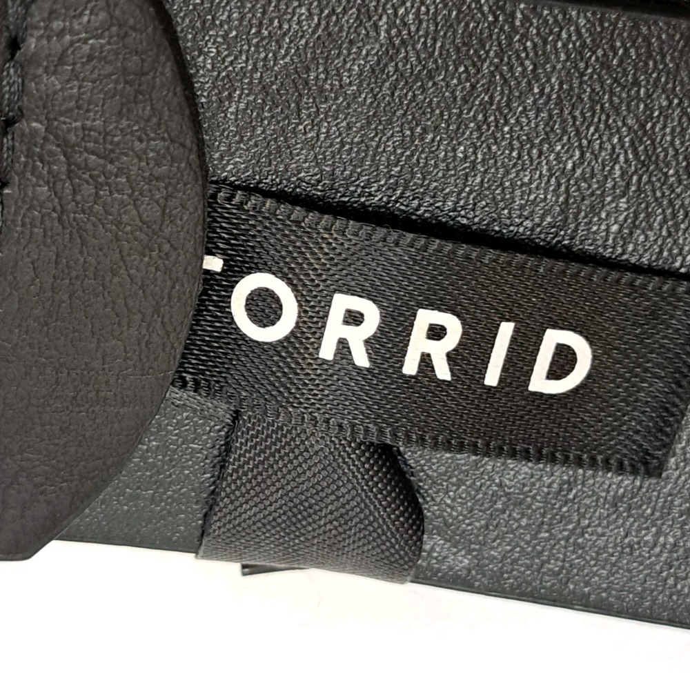 NWT Torrid Black Faux Leather Double Prong Grommet Belt Plus Size 5X / 28 Goth - Picture 4 of 6